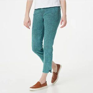 *LOGO by Lori Goldstein Petite Acid Wash Step Hem Jeans | Bright Aqua